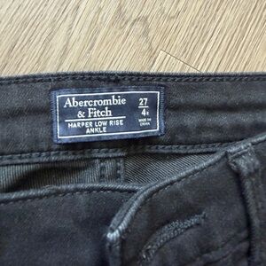 Abercrombie & Fitch Men’s Black Slim Low-Rise Jeans